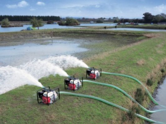 Ống nhựa mềm lõi thép dùng hút nước trong nông nghiệp